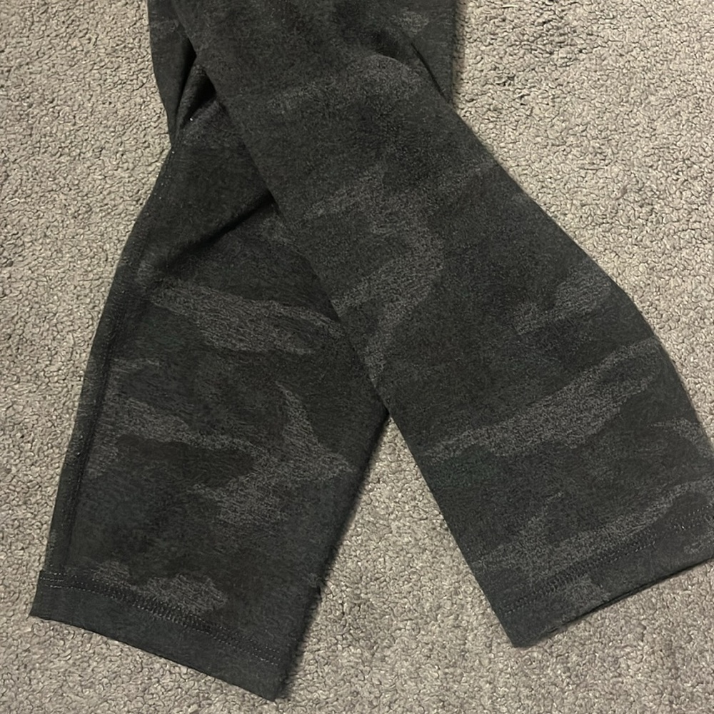 Vuori Elevation Performance Legging - image 8